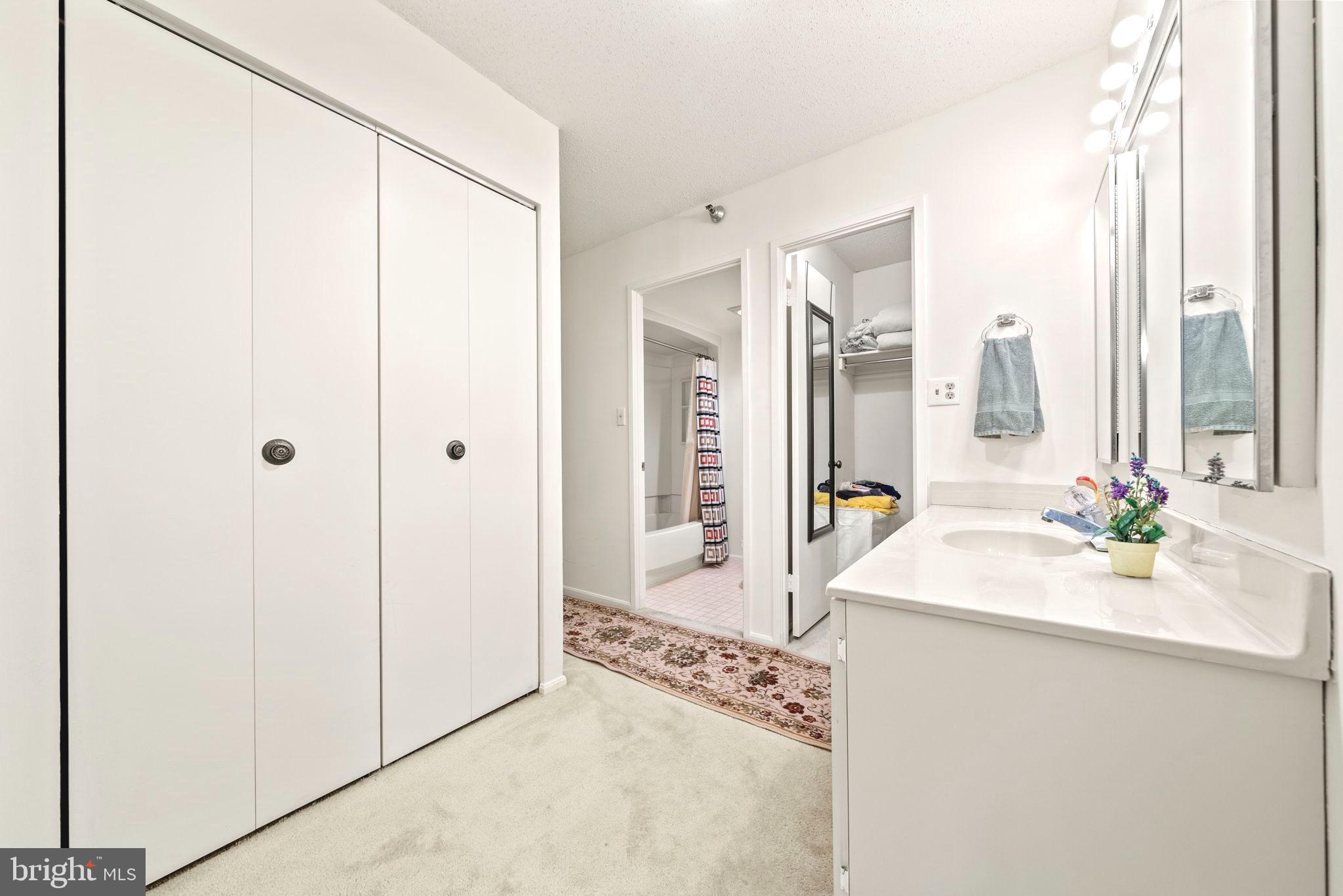 GREENS AT LEISURE WORLD - Residential