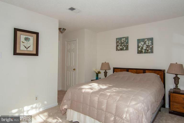 HEIGHTS AT PENDERBROOK - Residential Lease