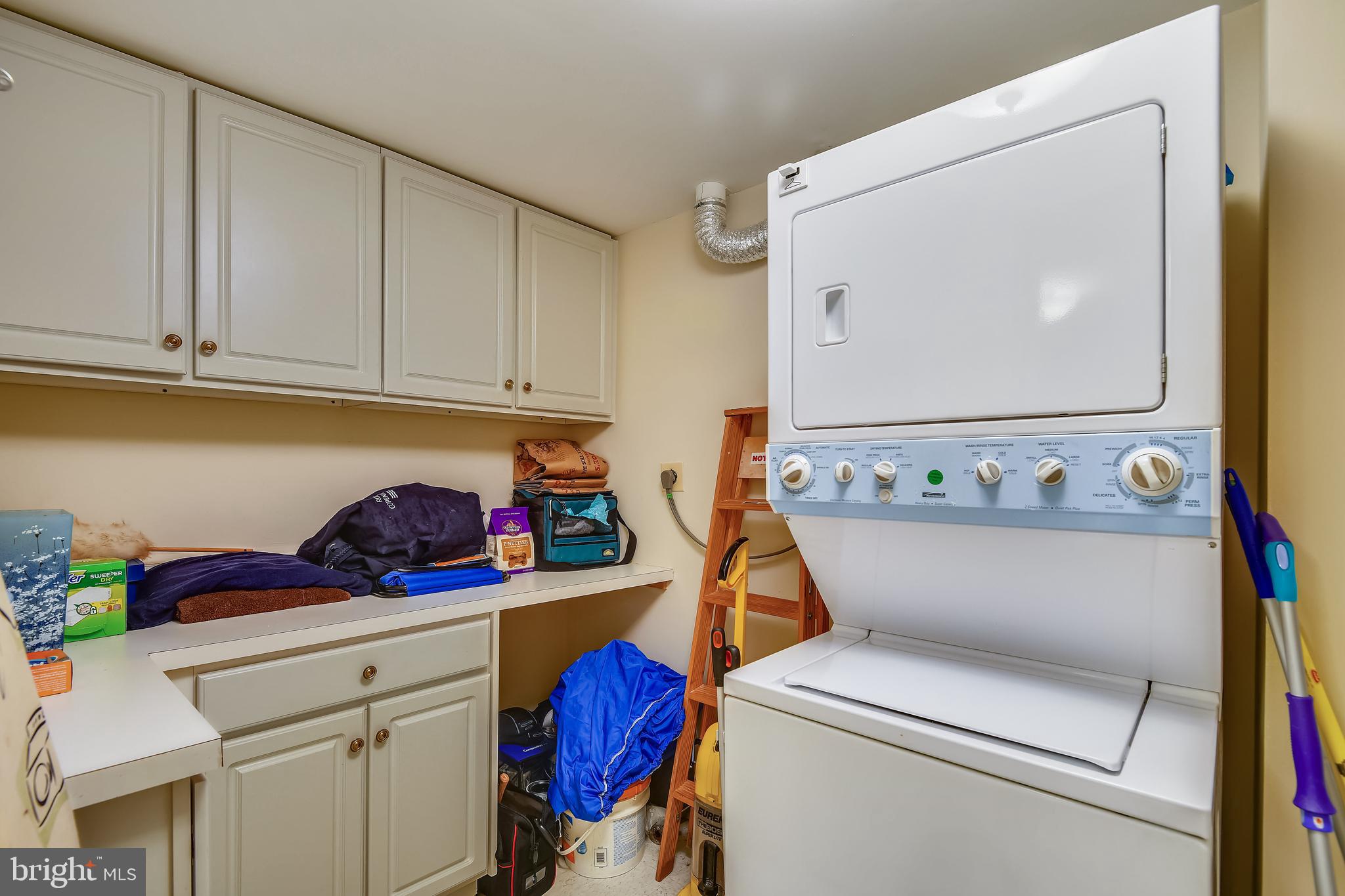 HERITAGE HARBOUR - Residential