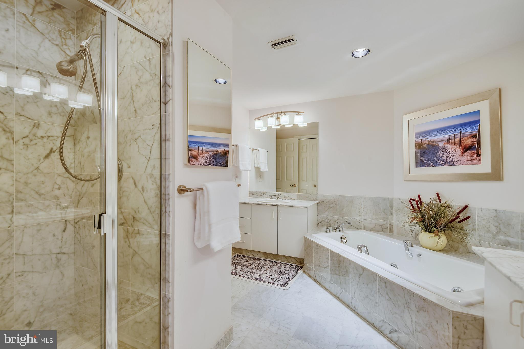 HERITAGE HARBOUR - Residential