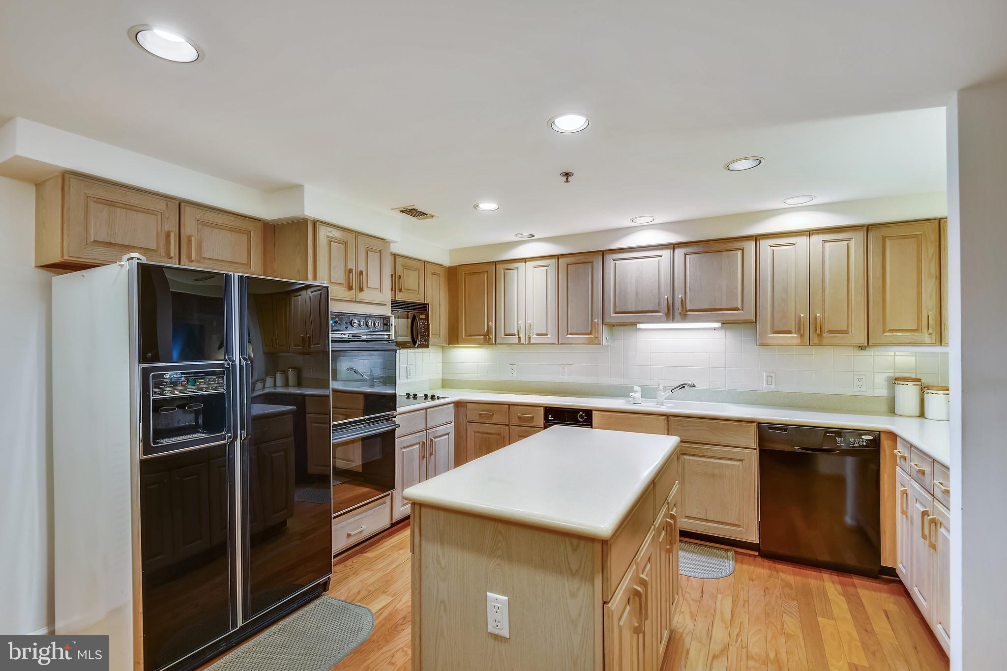 HERITAGE HARBOUR - Residential