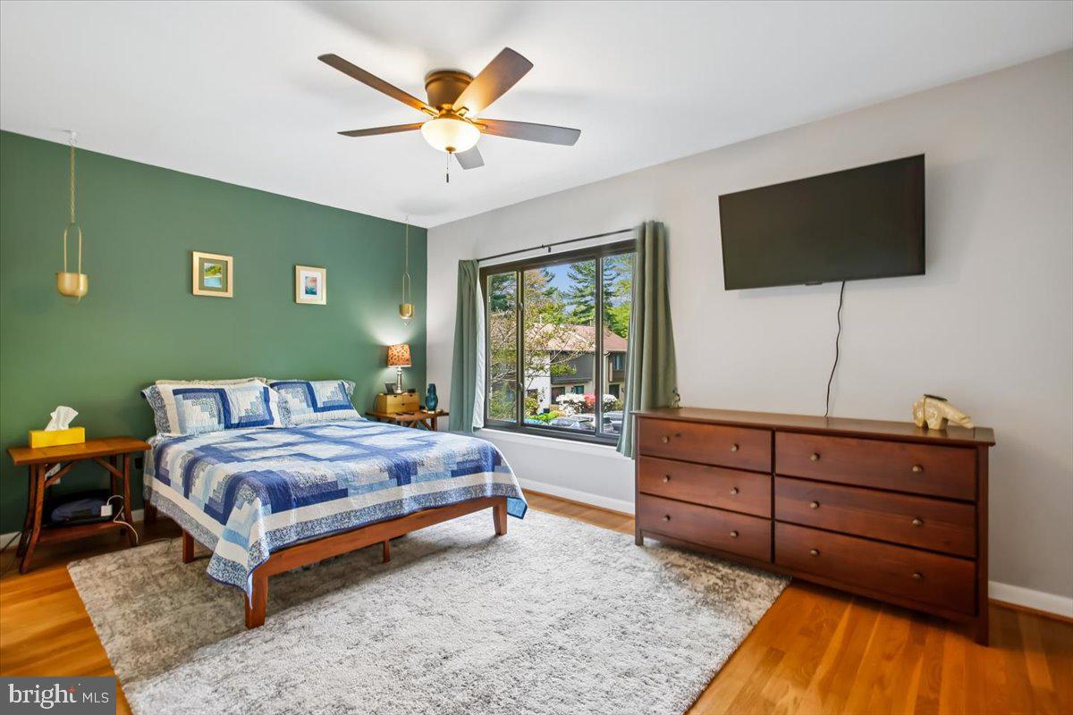 GOLF COURSE SQUARE - Residential