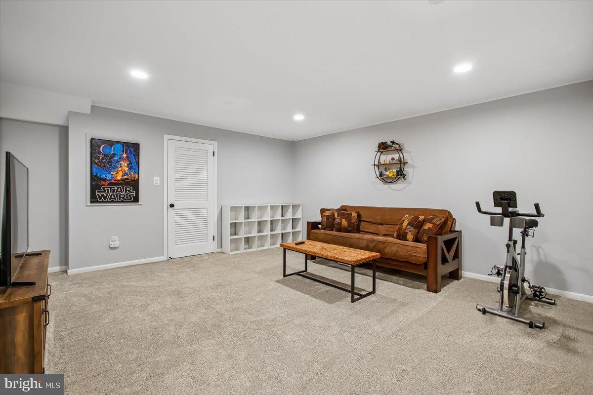 GOLF COURSE SQUARE - Residential