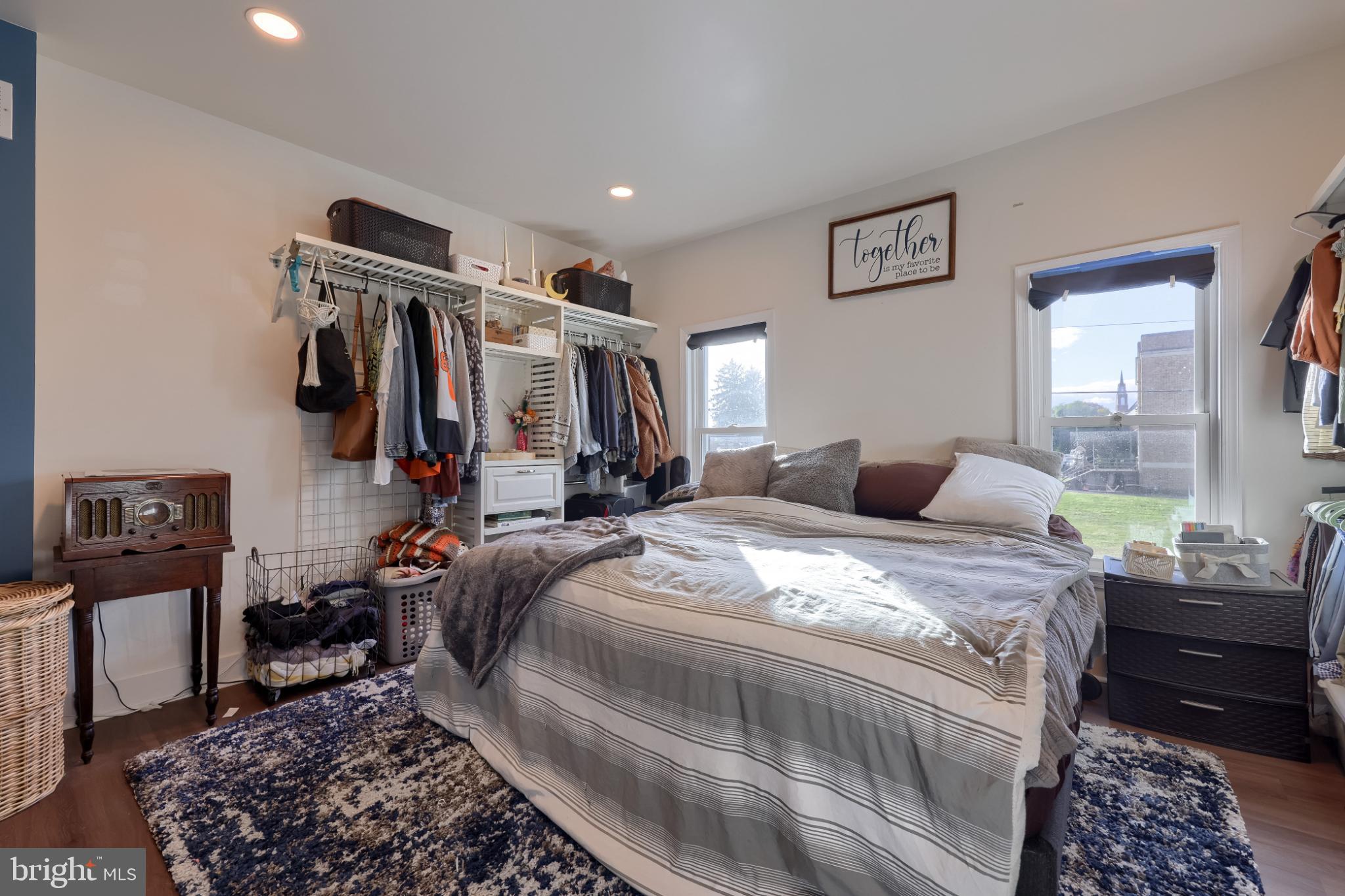 EAST YORK - Residential