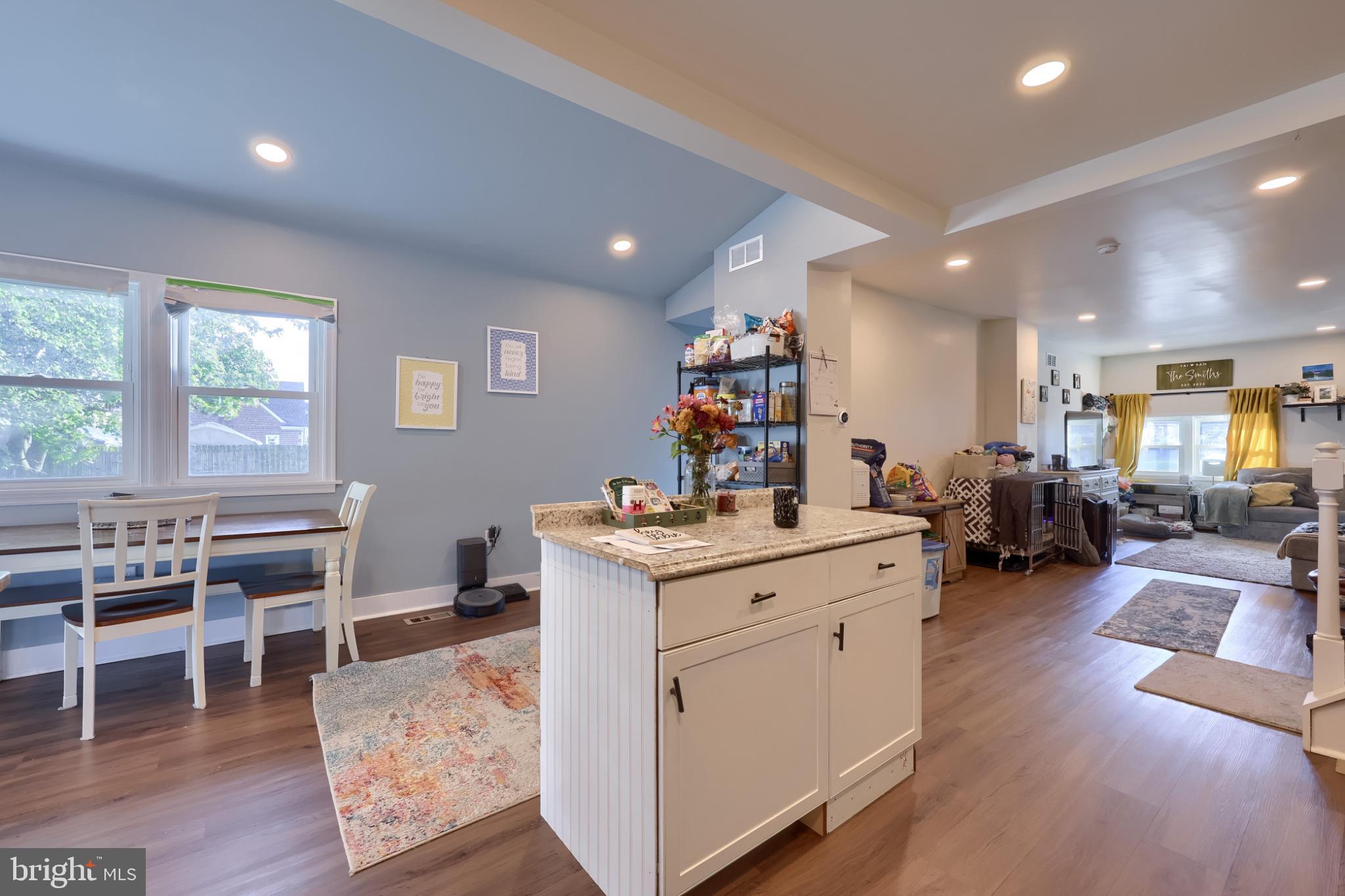 EAST YORK - Residential