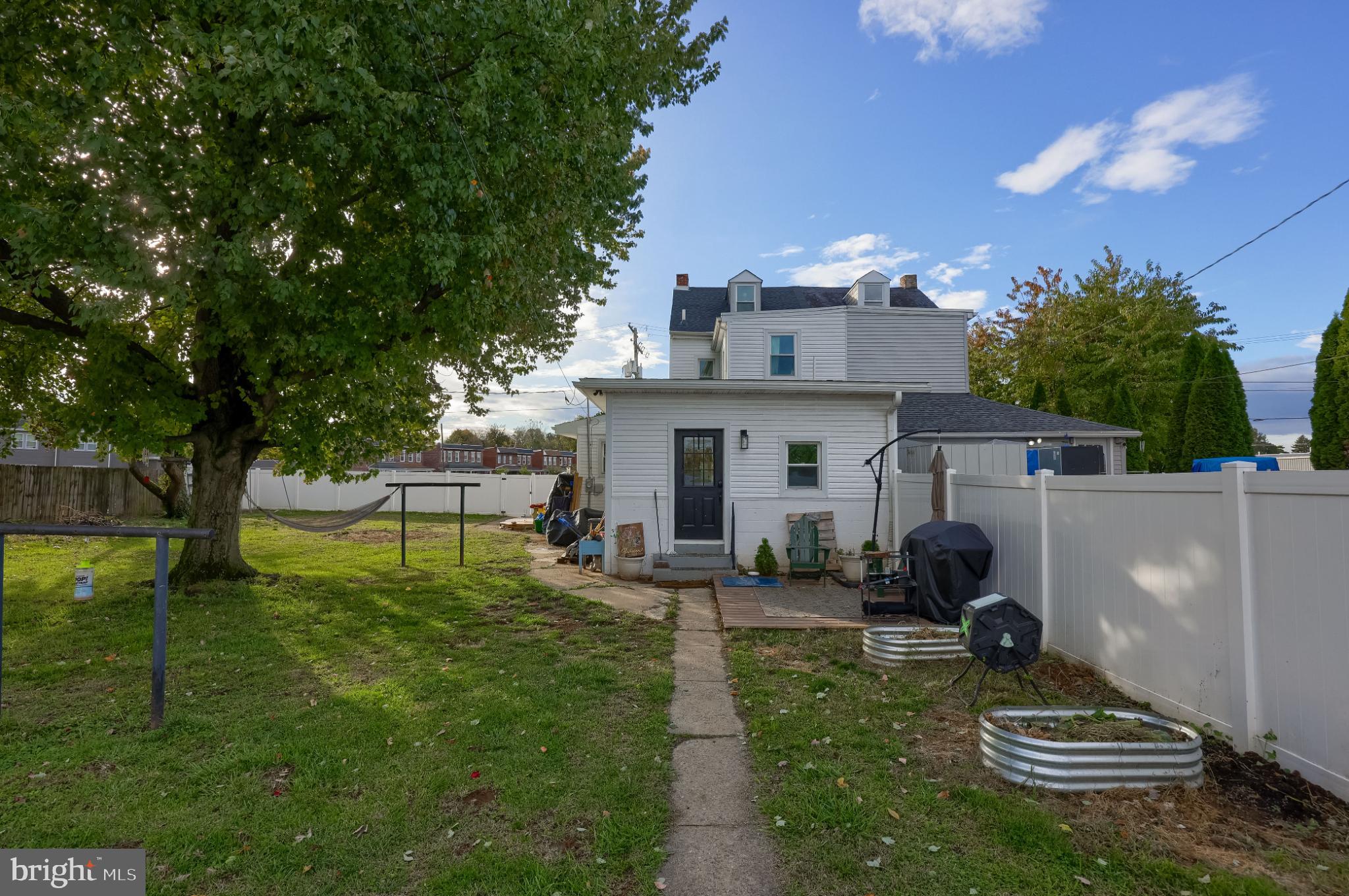 EAST YORK - Residential