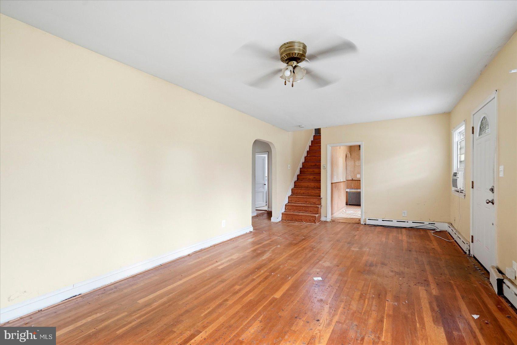 2016 MOSBY AVENUE