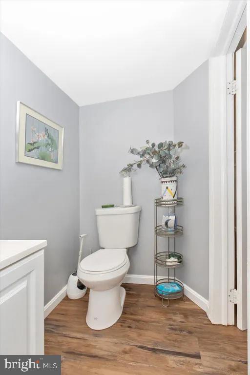 CALVERTON - Residential