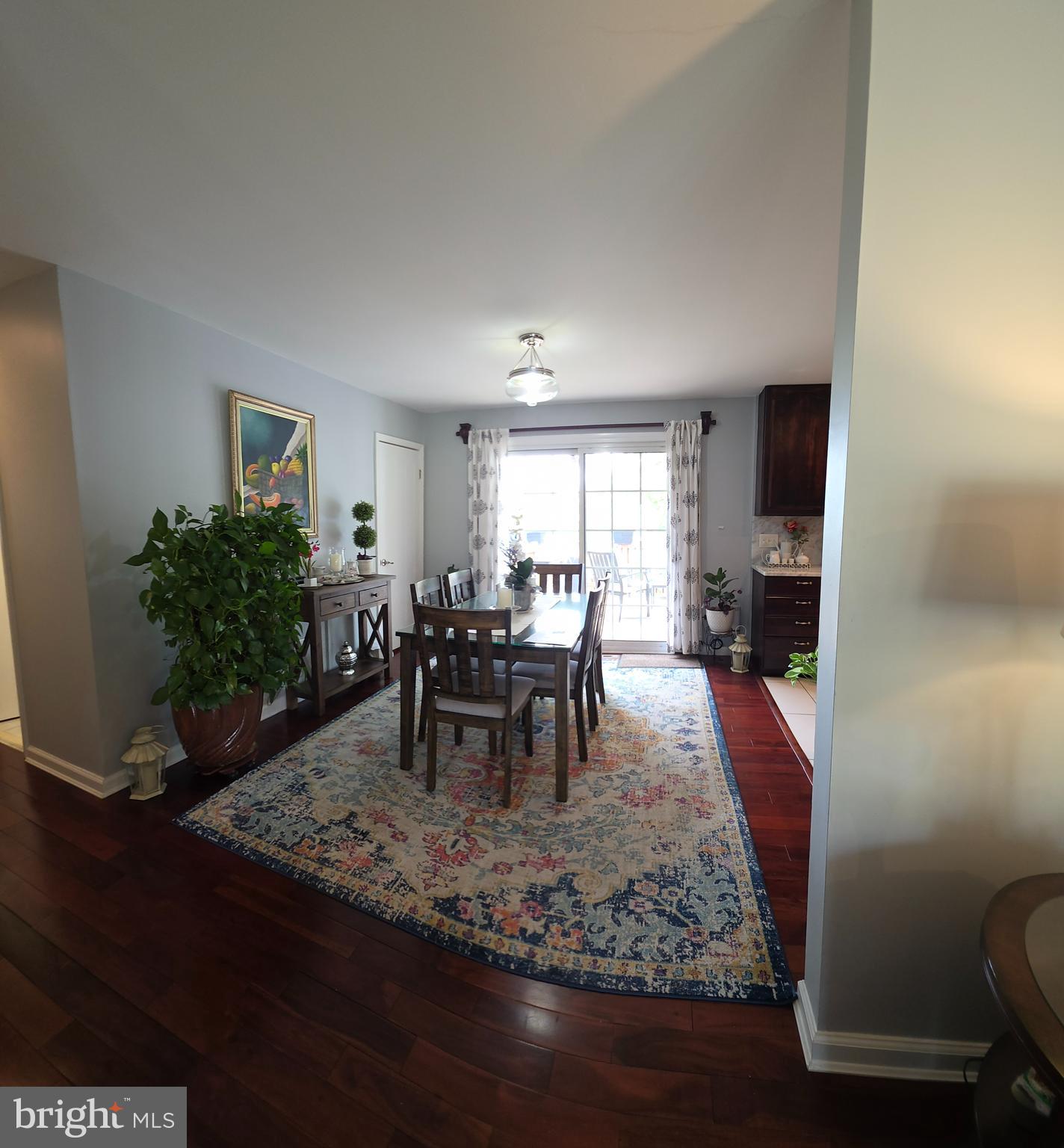 CALVERTON - Residential