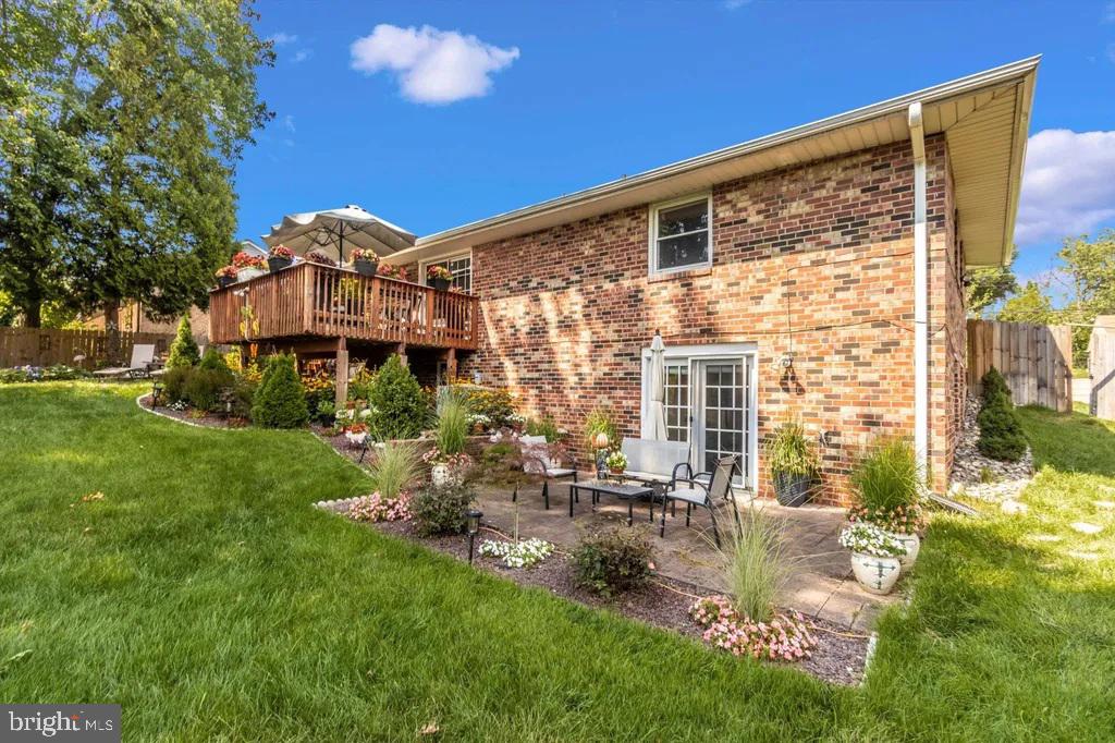 CALVERTON - Residential