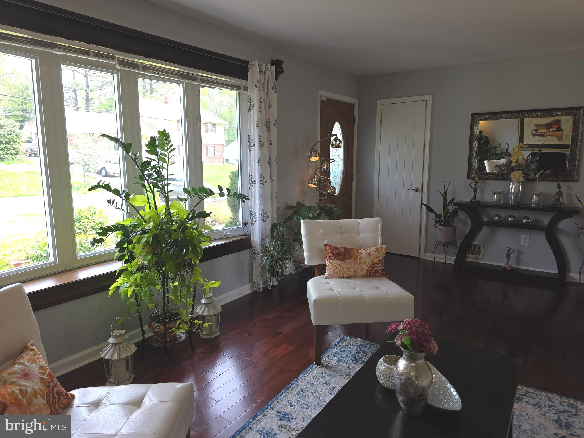 CALVERTON - Residential