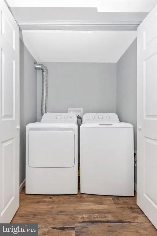 CALVERTON - Residential