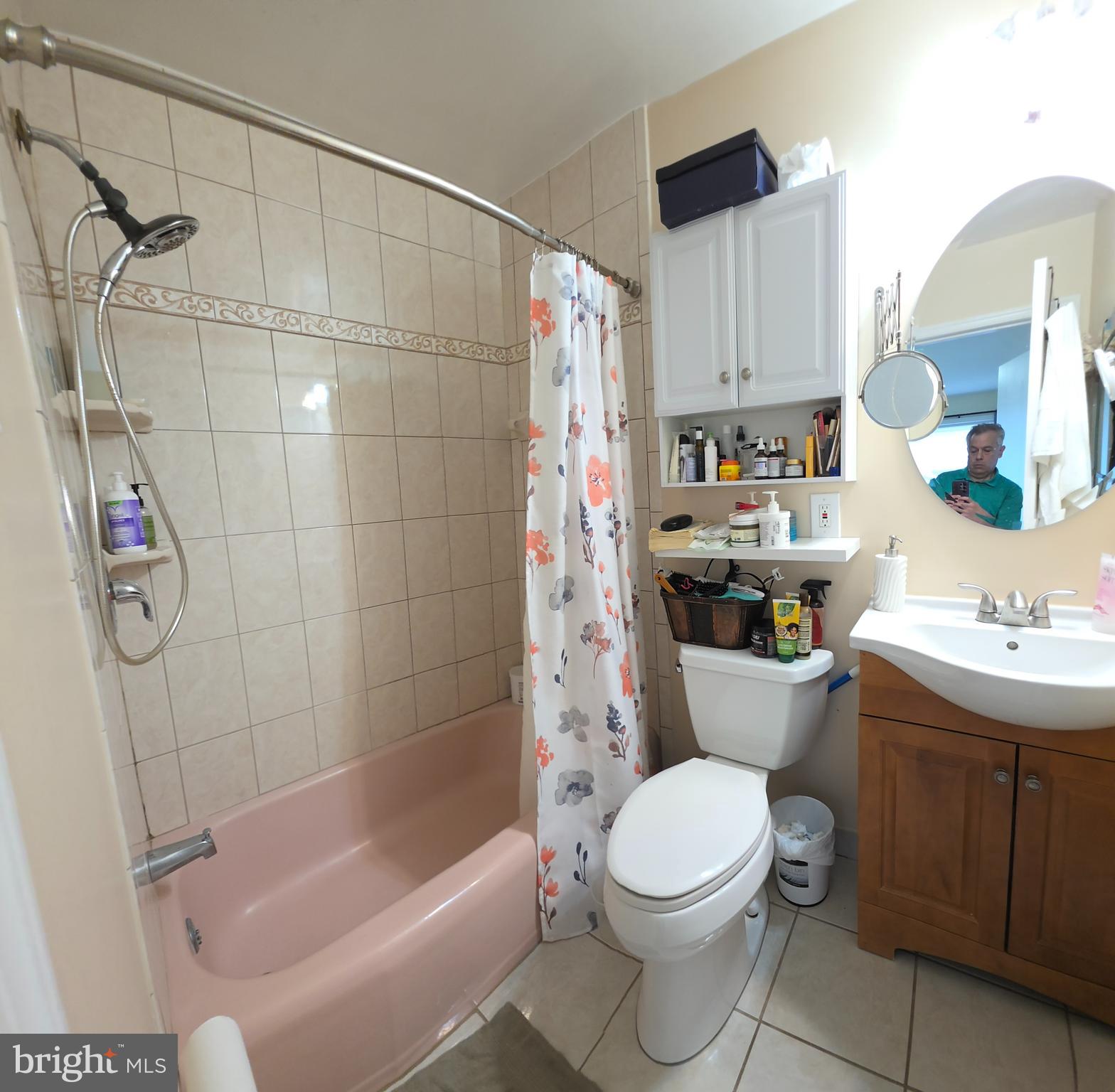 CALVERTON - Residential