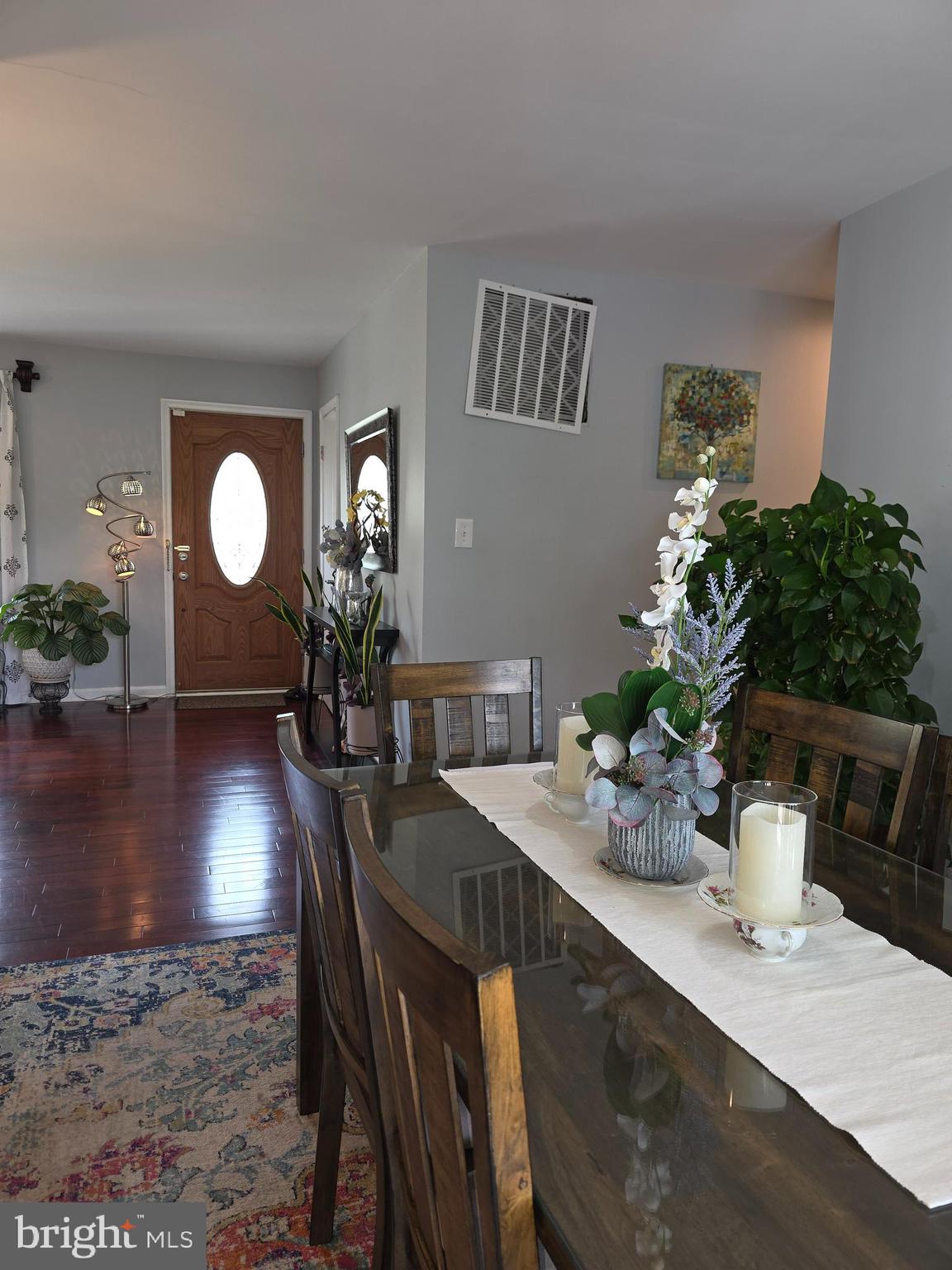 CALVERTON - Residential