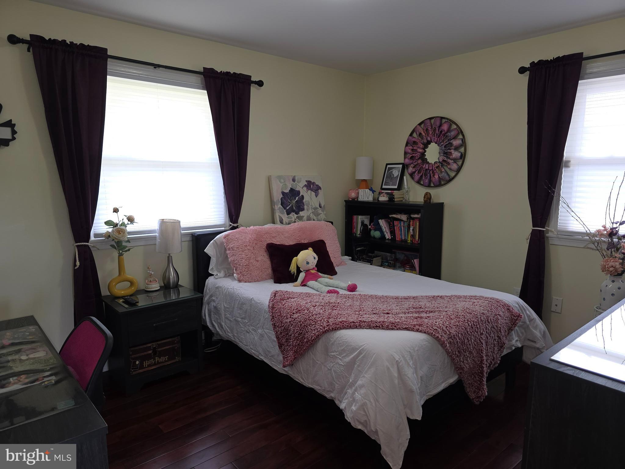 CALVERTON - Residential