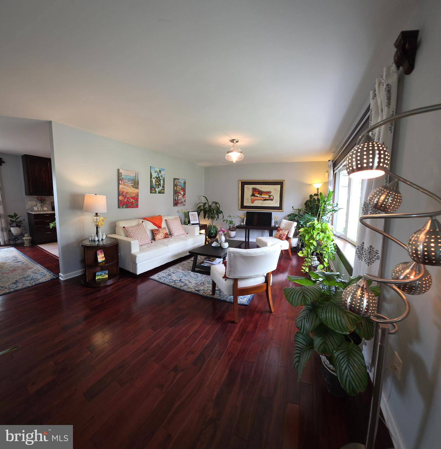 CALVERTON - Residential