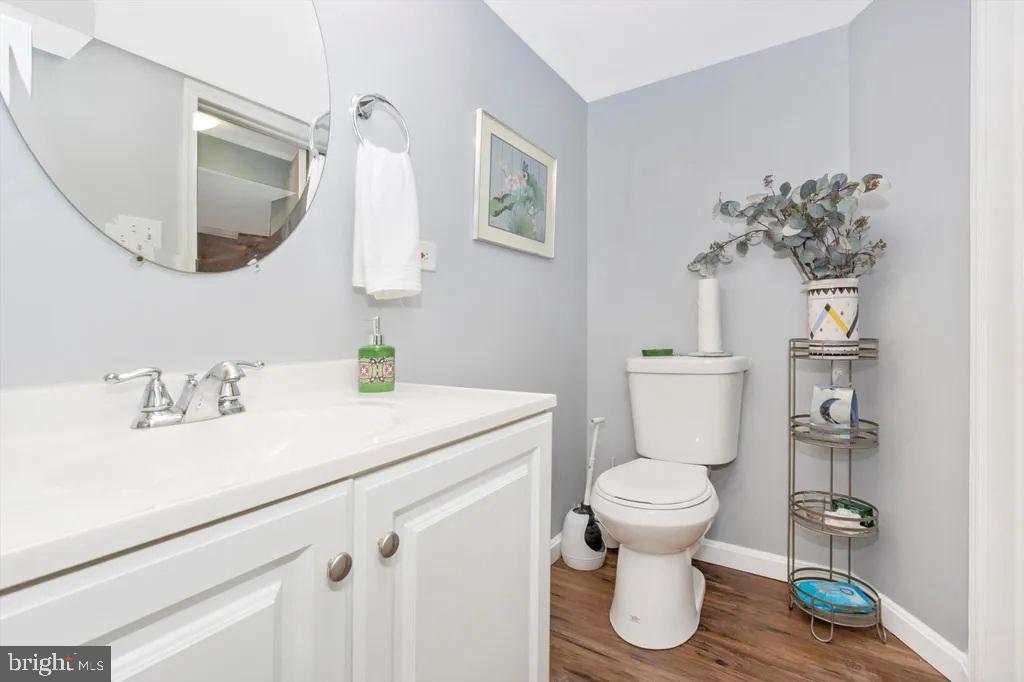 CALVERTON - Residential