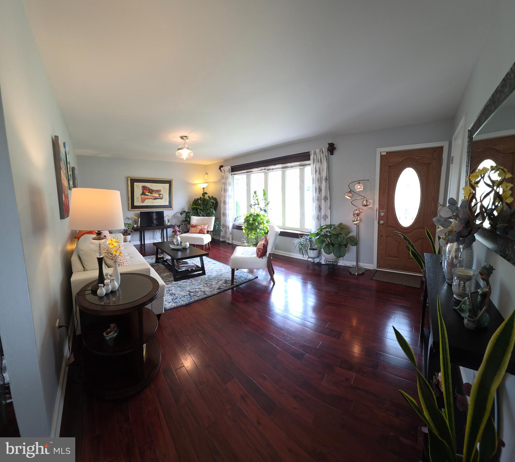 CALVERTON - Residential