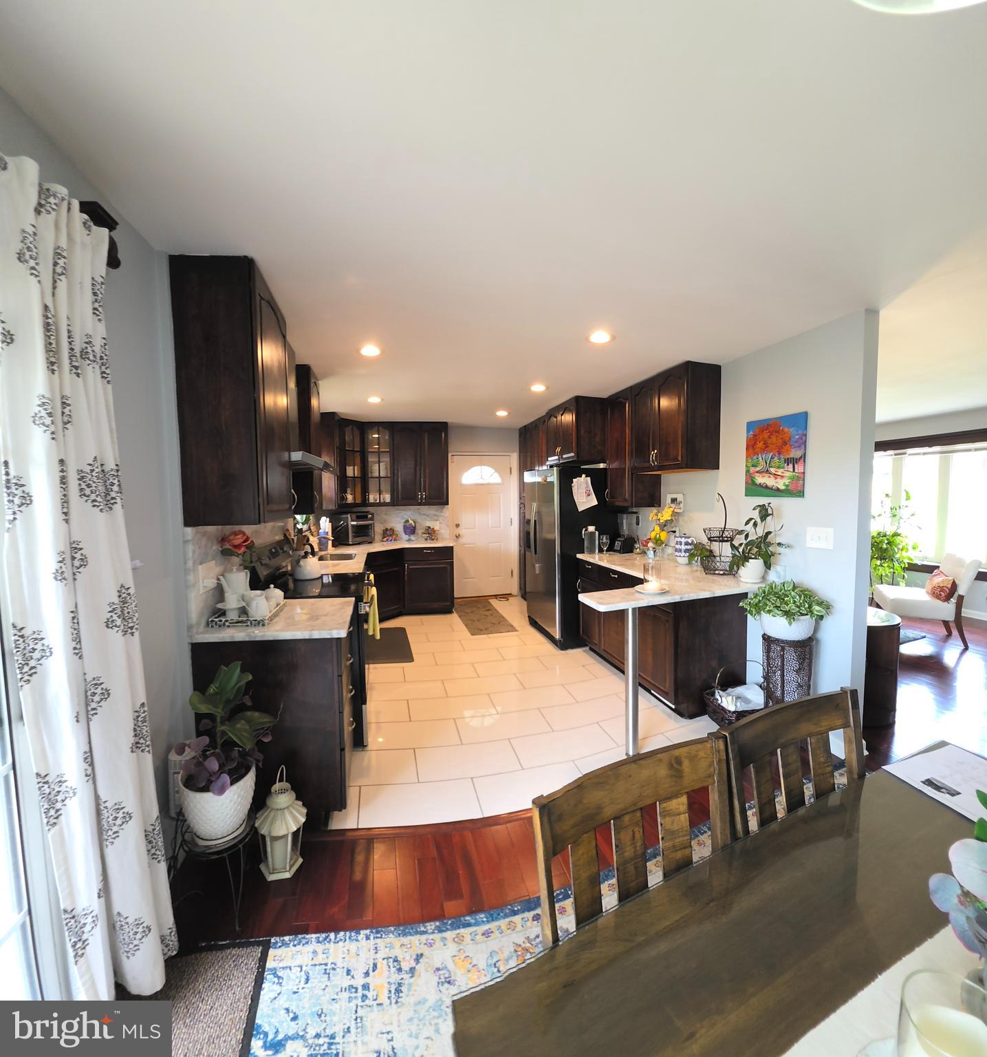 CALVERTON - Residential