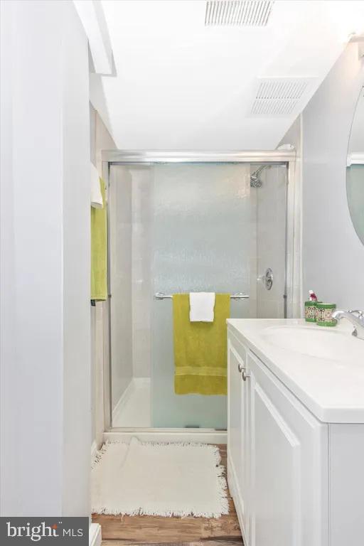 CALVERTON - Residential