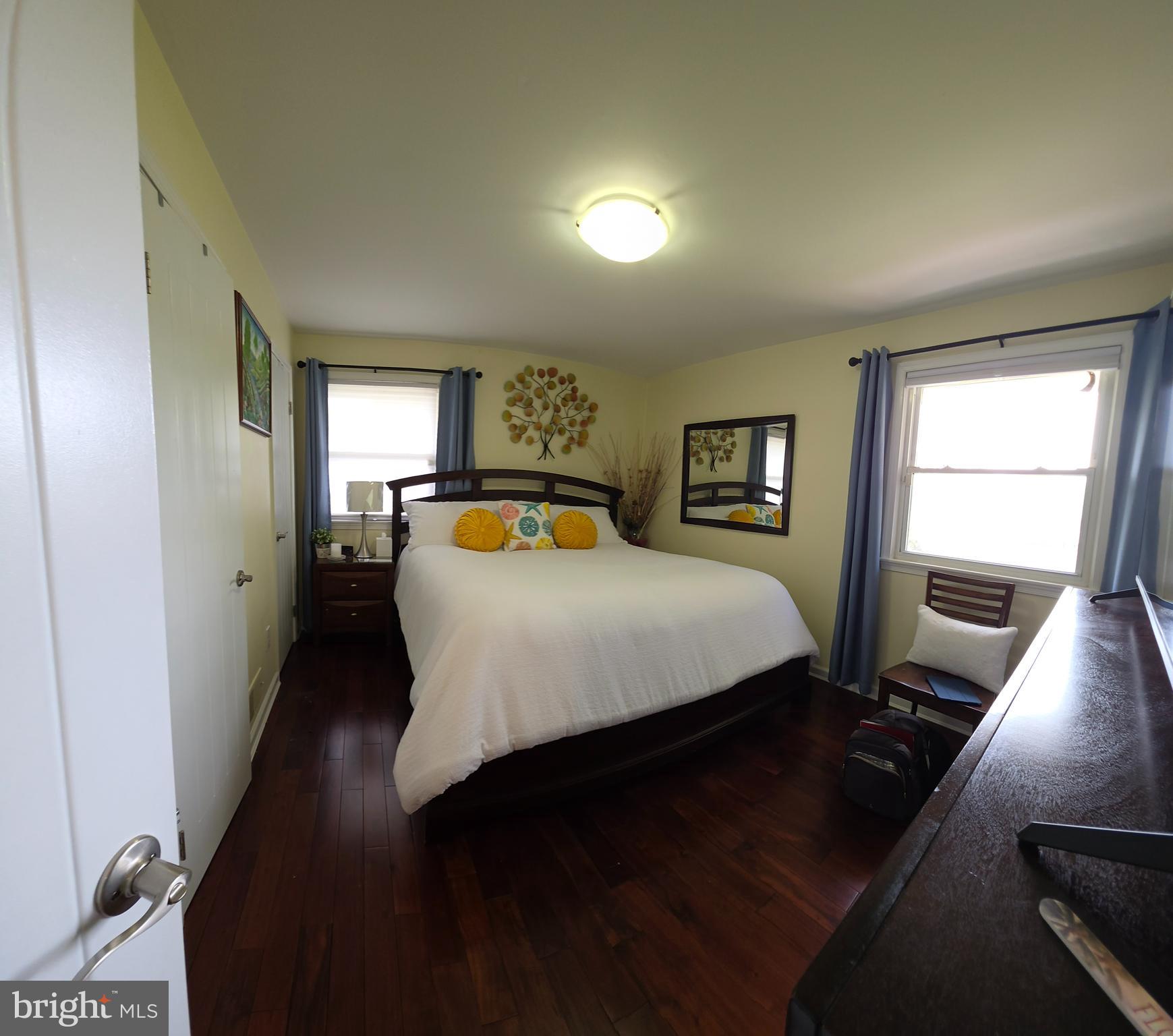 CALVERTON - Residential