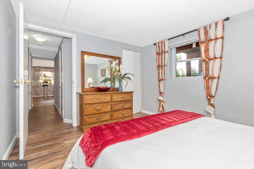 CALVERTON - Residential