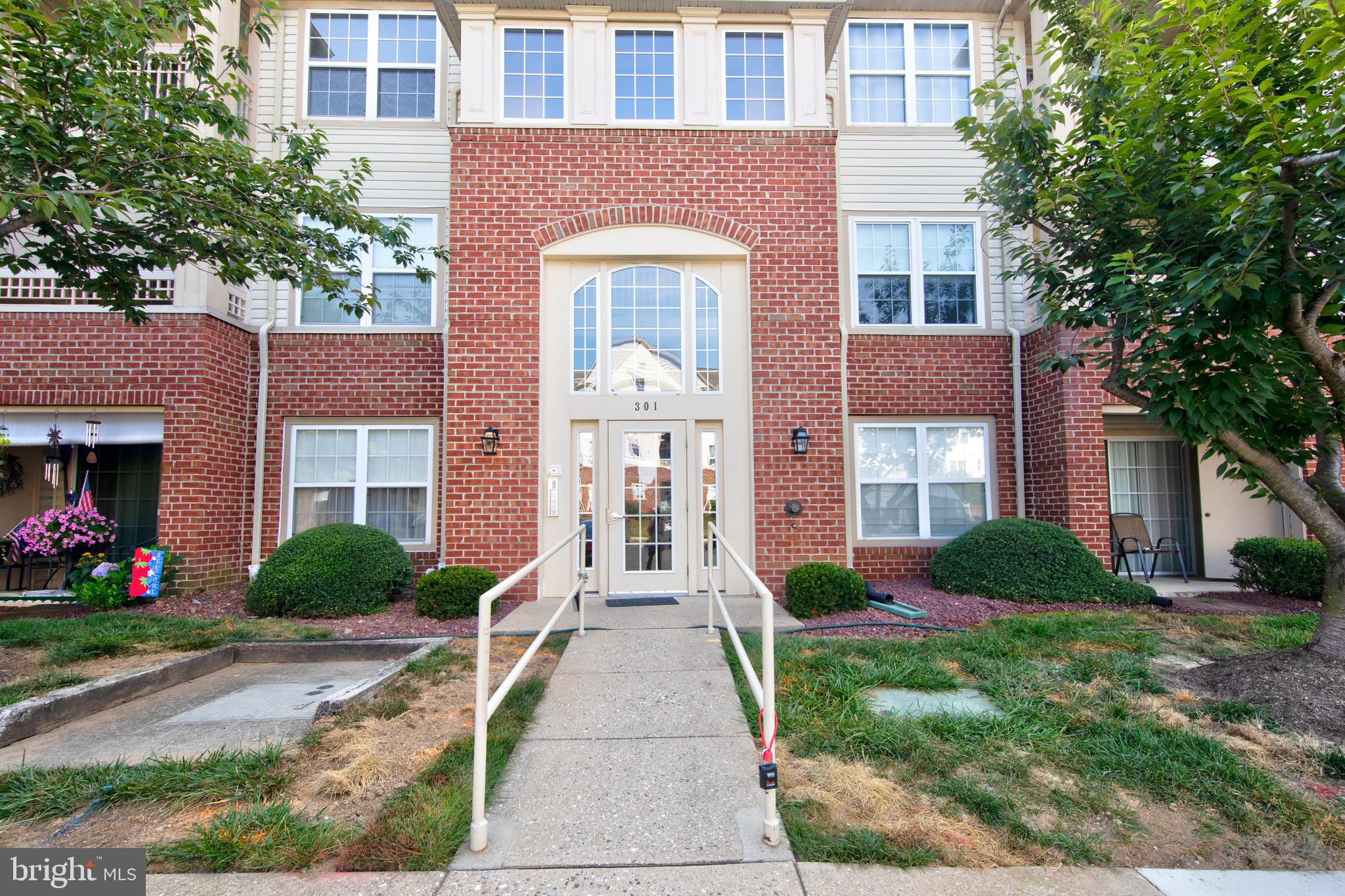 THE LAURELS - Residential