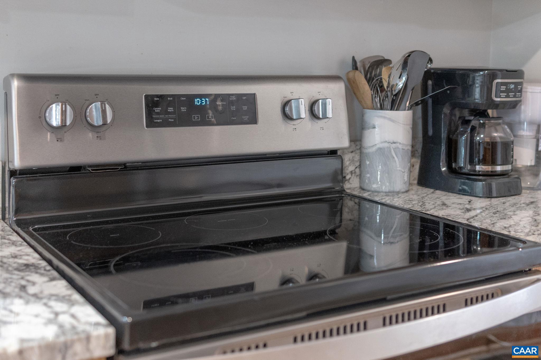 LAKE MONTICELLO - Residential