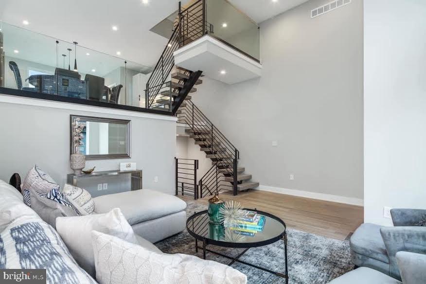 GRADUATE HOSPITAL - Residential Lease