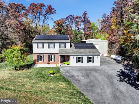 Photo of 246 Black Horse Road, REINHOLDS, PA 17569 (MLS # PALA2060292)