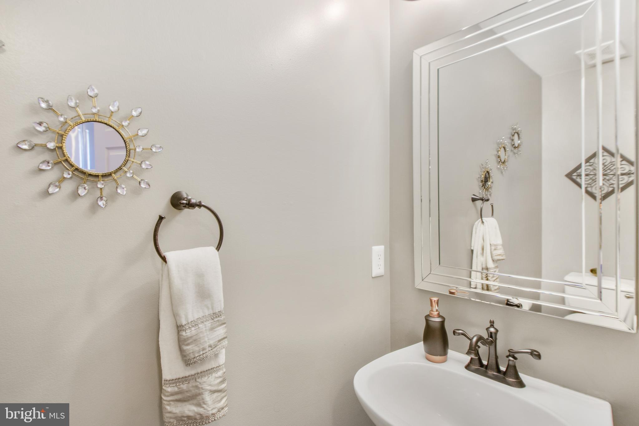 FALLSWOOD COURT - Residential