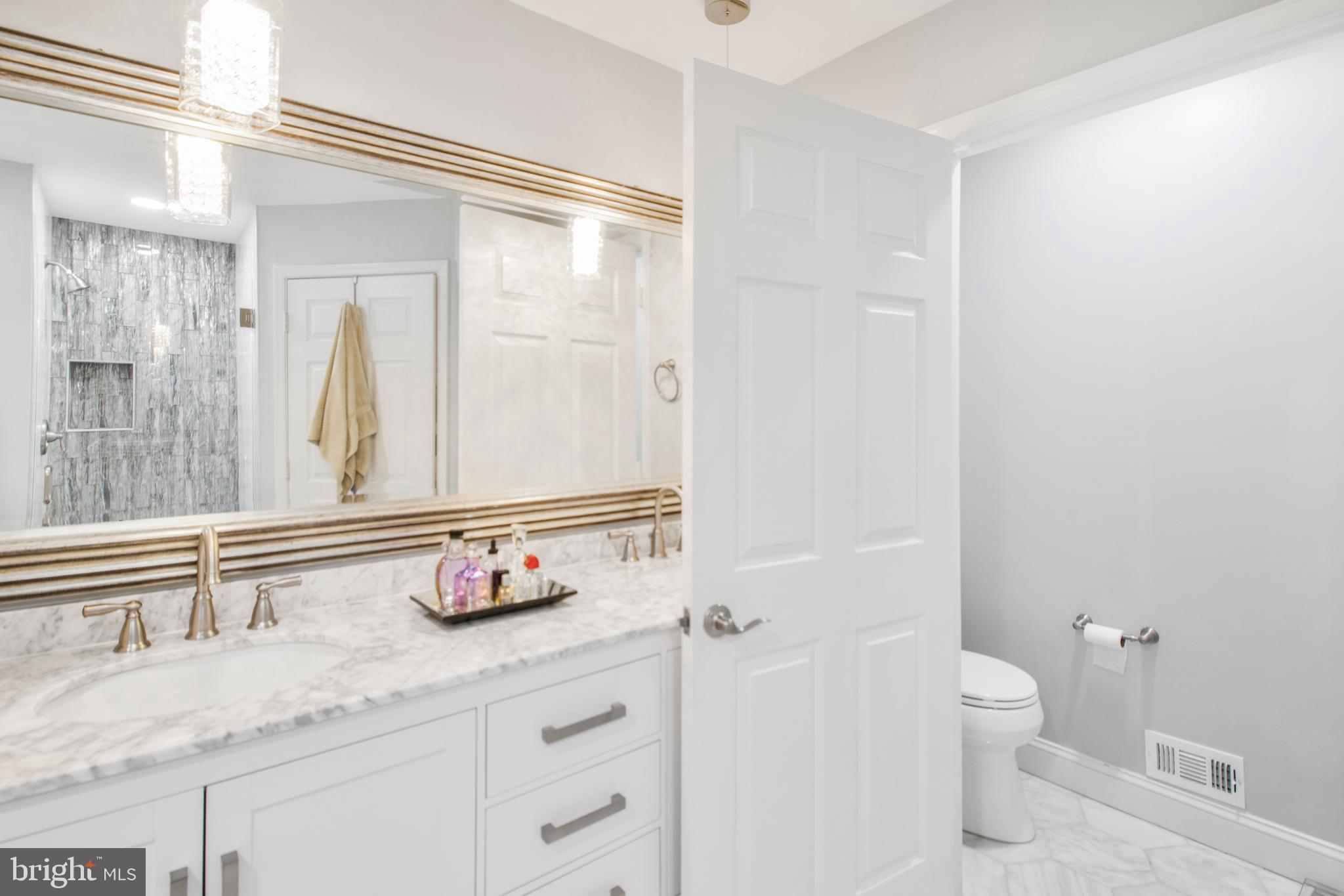 FALLSWOOD COURT - Residential