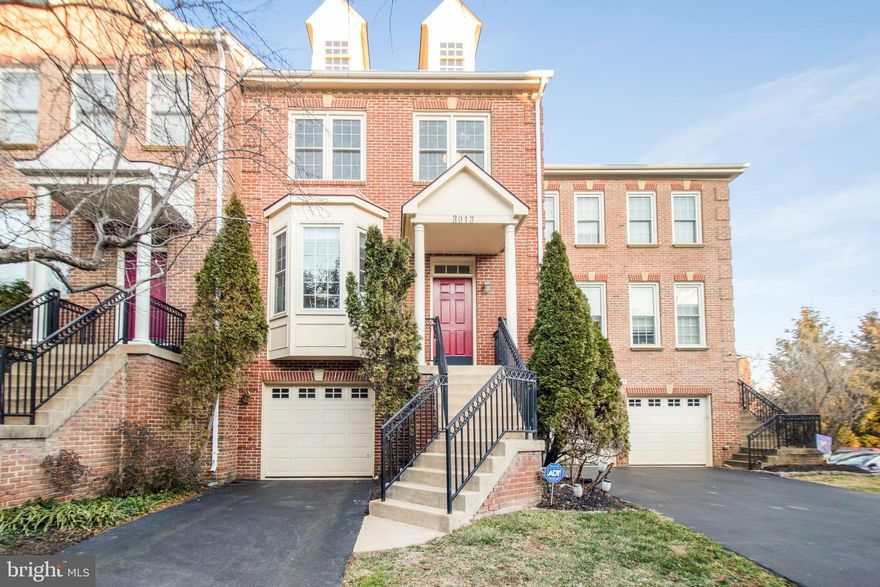 COME CHECK OUT THIS RECENTLY RENOVATED TOWN HOME IN THIS SOUGHT AFTER SUBDIVITION! BOASTING 3 HUGE BEDROOMS, 2 FULL BATHROOMS & 2 HALF BATHROOMS WITH UPGRADED KITCHEN APPLIANCES AND COUNTER TOPS FIT FOR A CHEF! HARD WOOD FLOORS THROUGHT OUT MOST OF THE HOME! FULLY RENOVATED BATHROOMS! 5 YEAR OLD ROOF! 3 YEAR OLD ENERGY EFFICIENT WINDOWS! 5 YEAR OLD WATER HEATER AND MANY MORE!! OVER $95,000 SPENT IN RENOVATION OF THIS BEAUTIFUL HOME TO GIVE YOU THE PEACE OF MIND YOU WANT!! THIS HOME IS PRICED TO SELL FAST! SCHEDULE A PRIVATE TOUR TODAY!