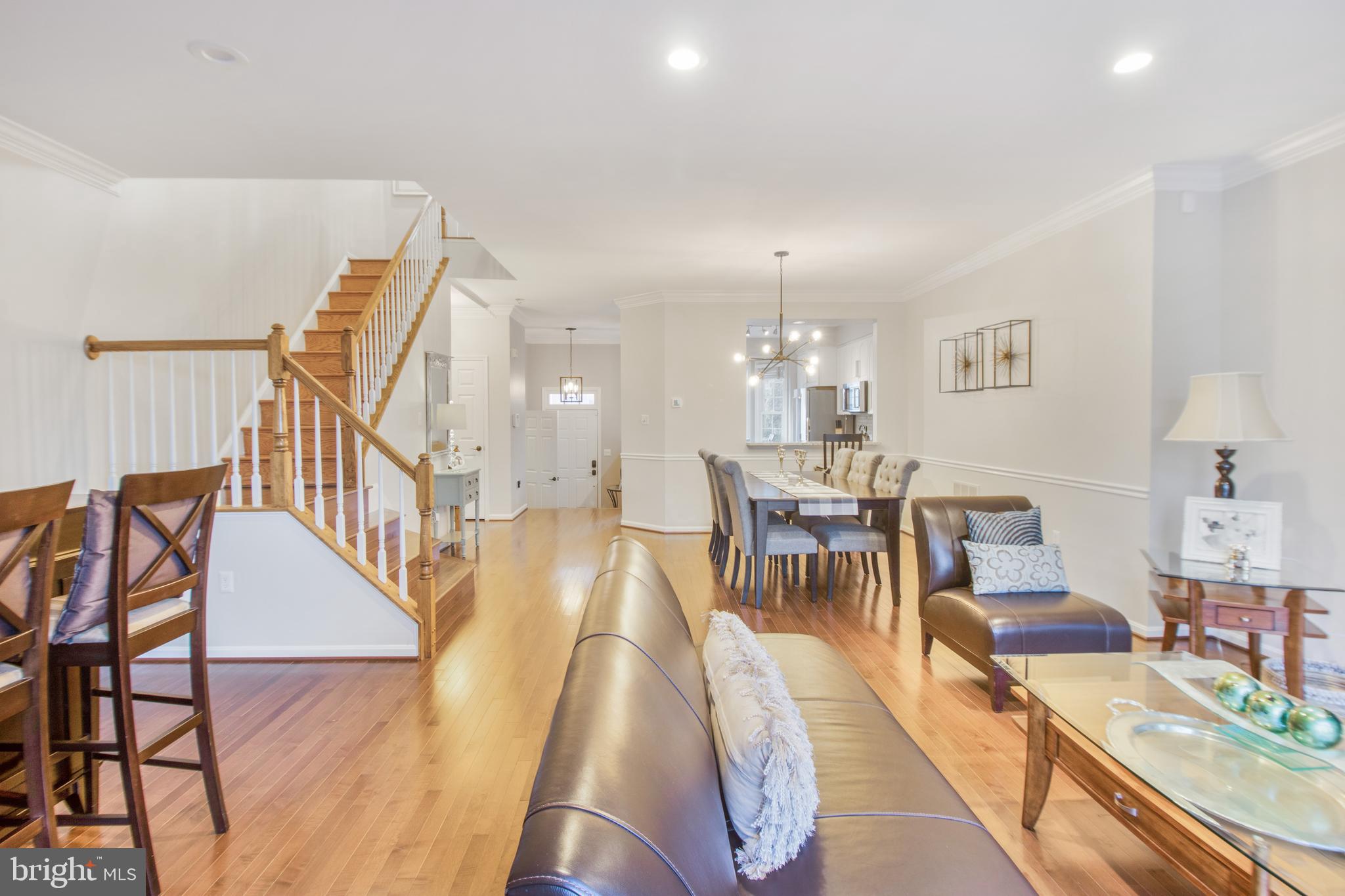 FALLSWOOD COURT - Residential