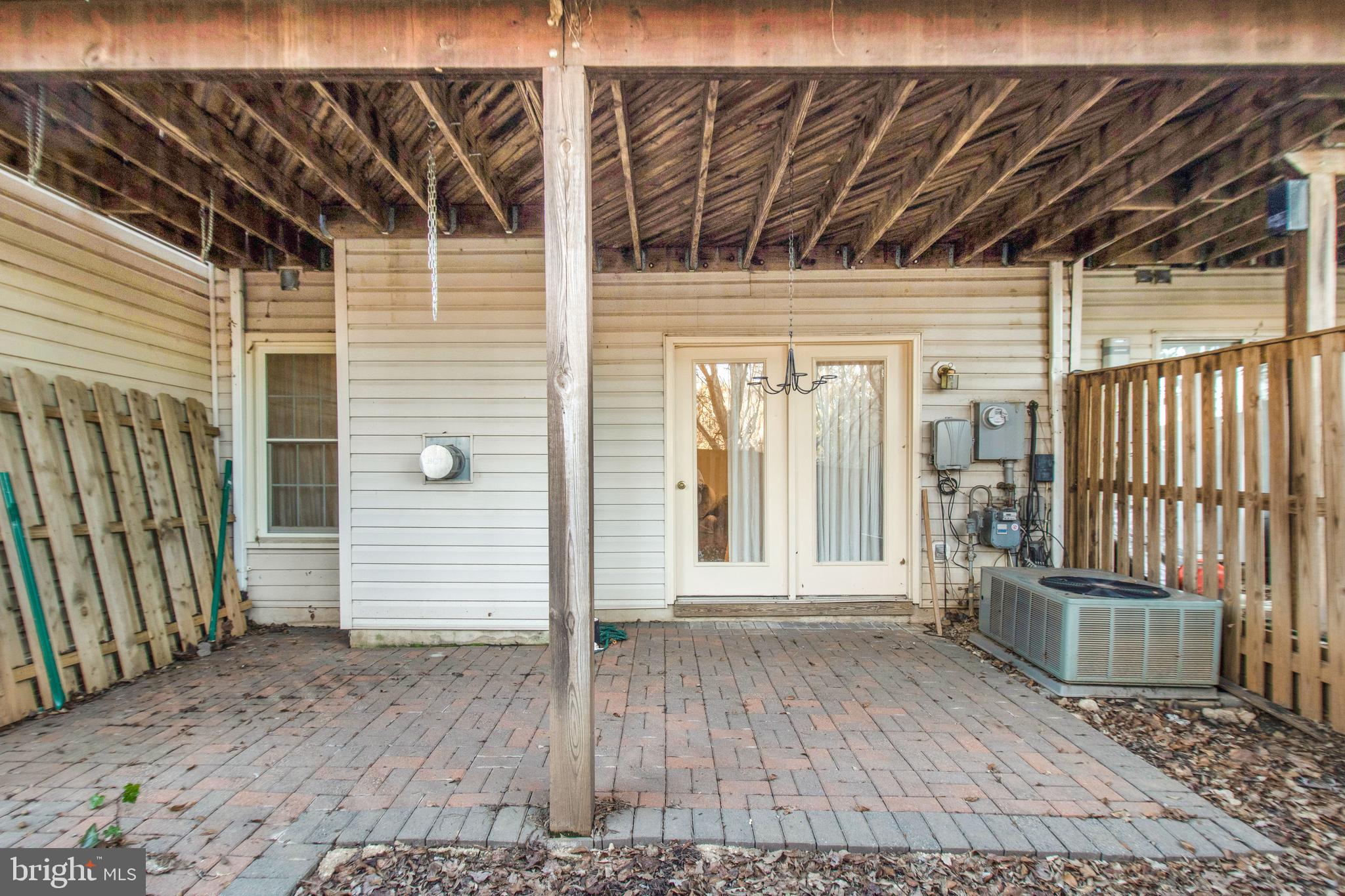 FALLSWOOD COURT - Residential