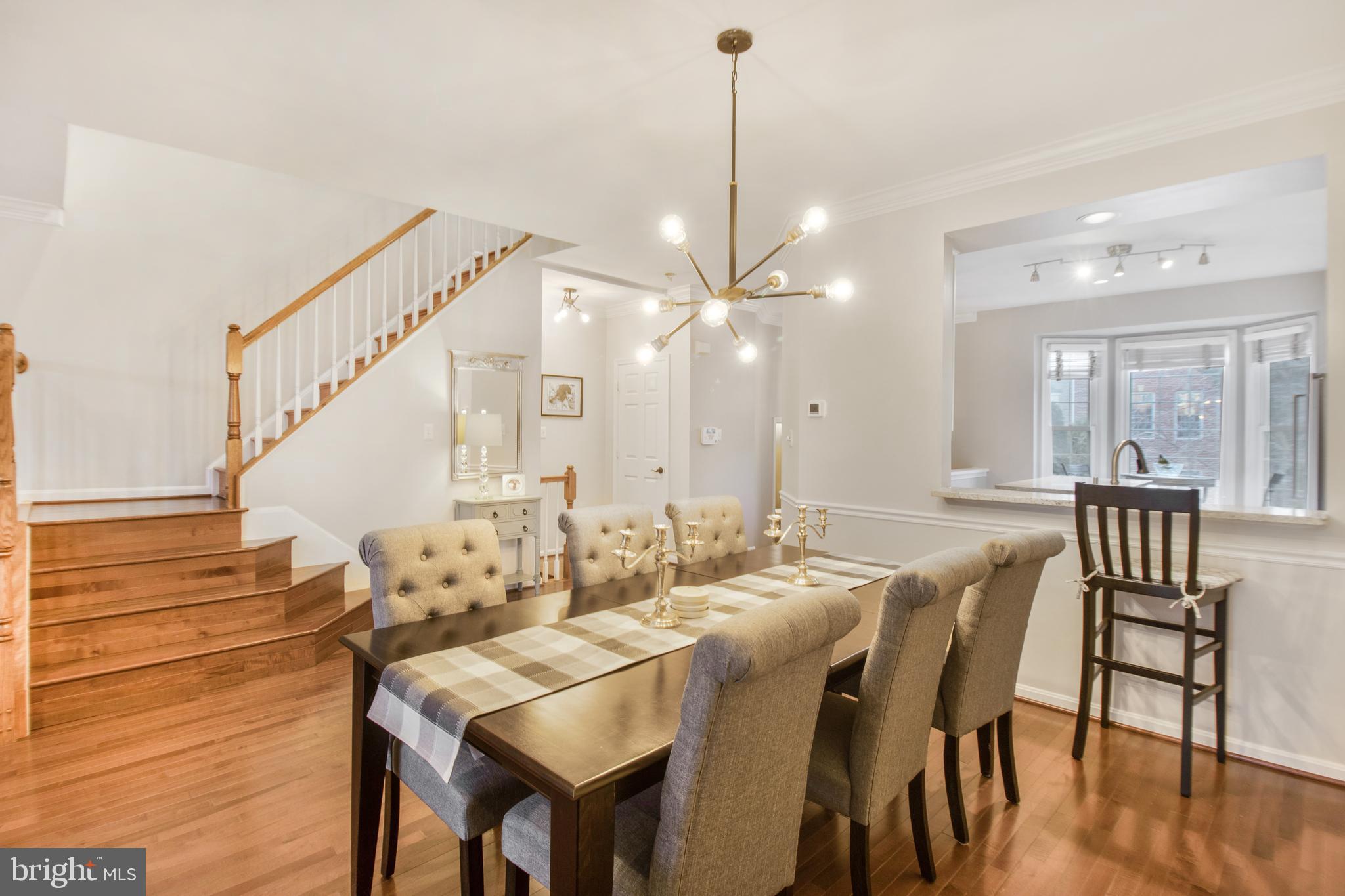 FALLSWOOD COURT - Residential