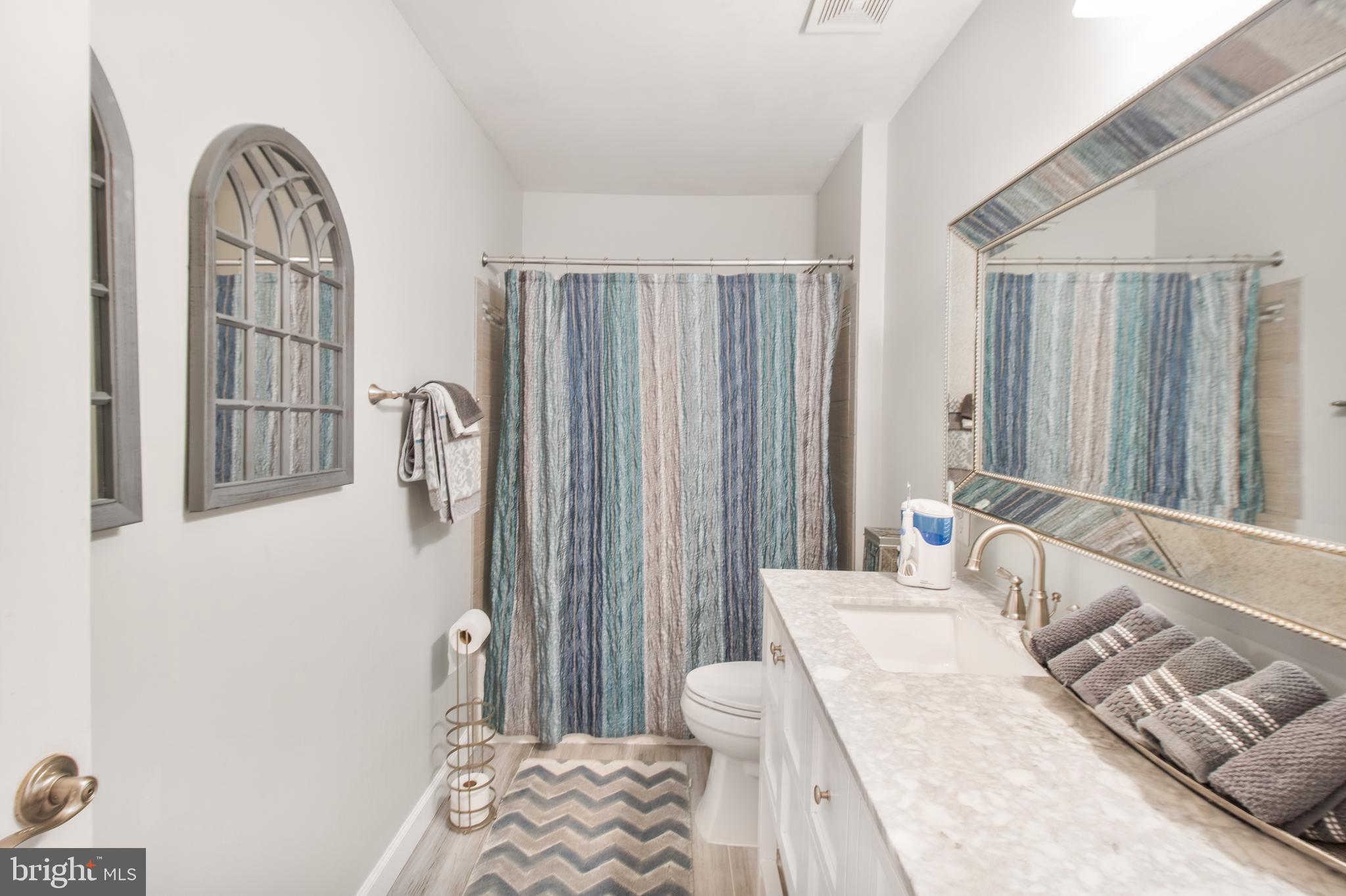 FALLSWOOD COURT - Residential