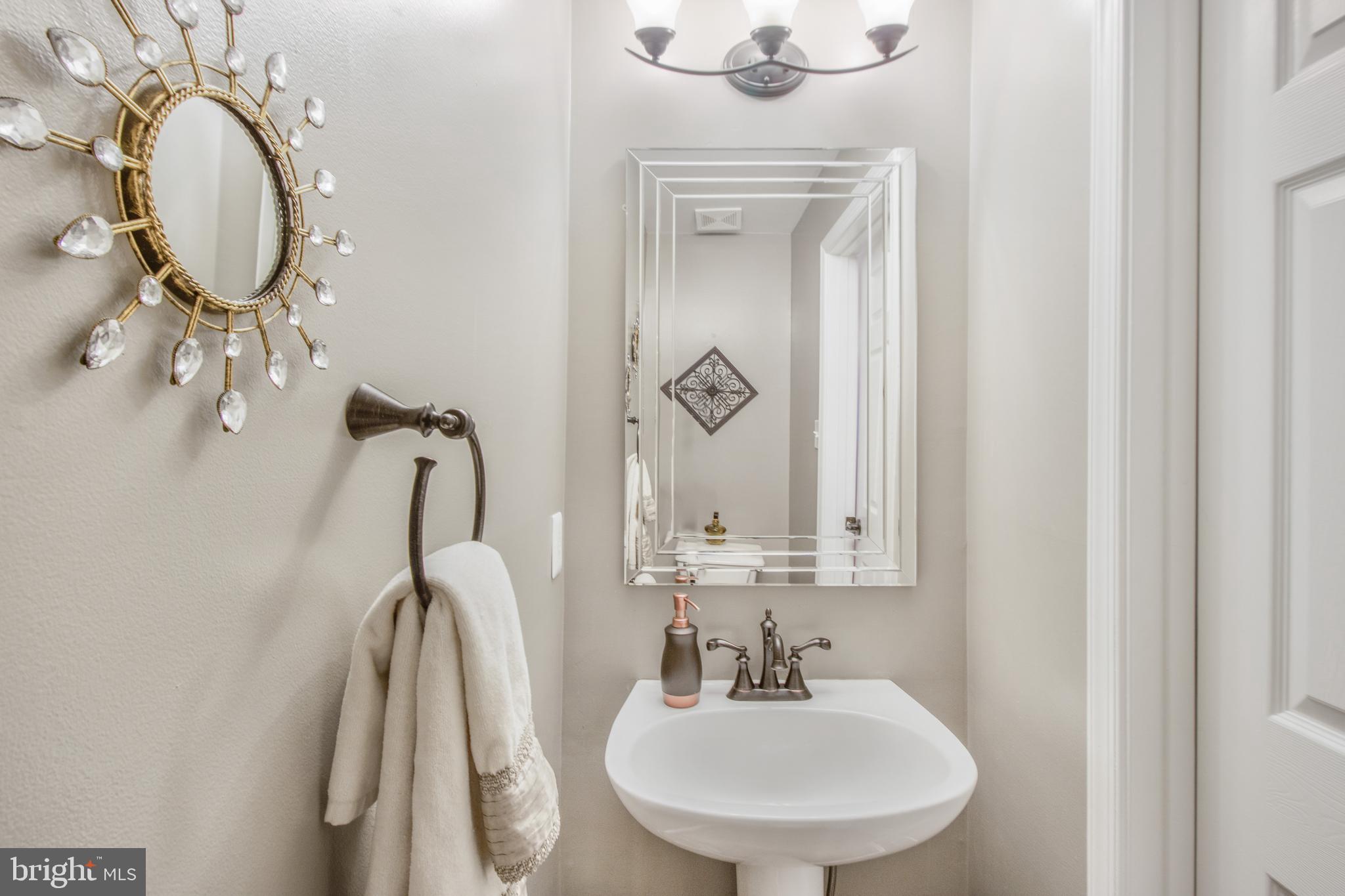 FALLSWOOD COURT - Residential