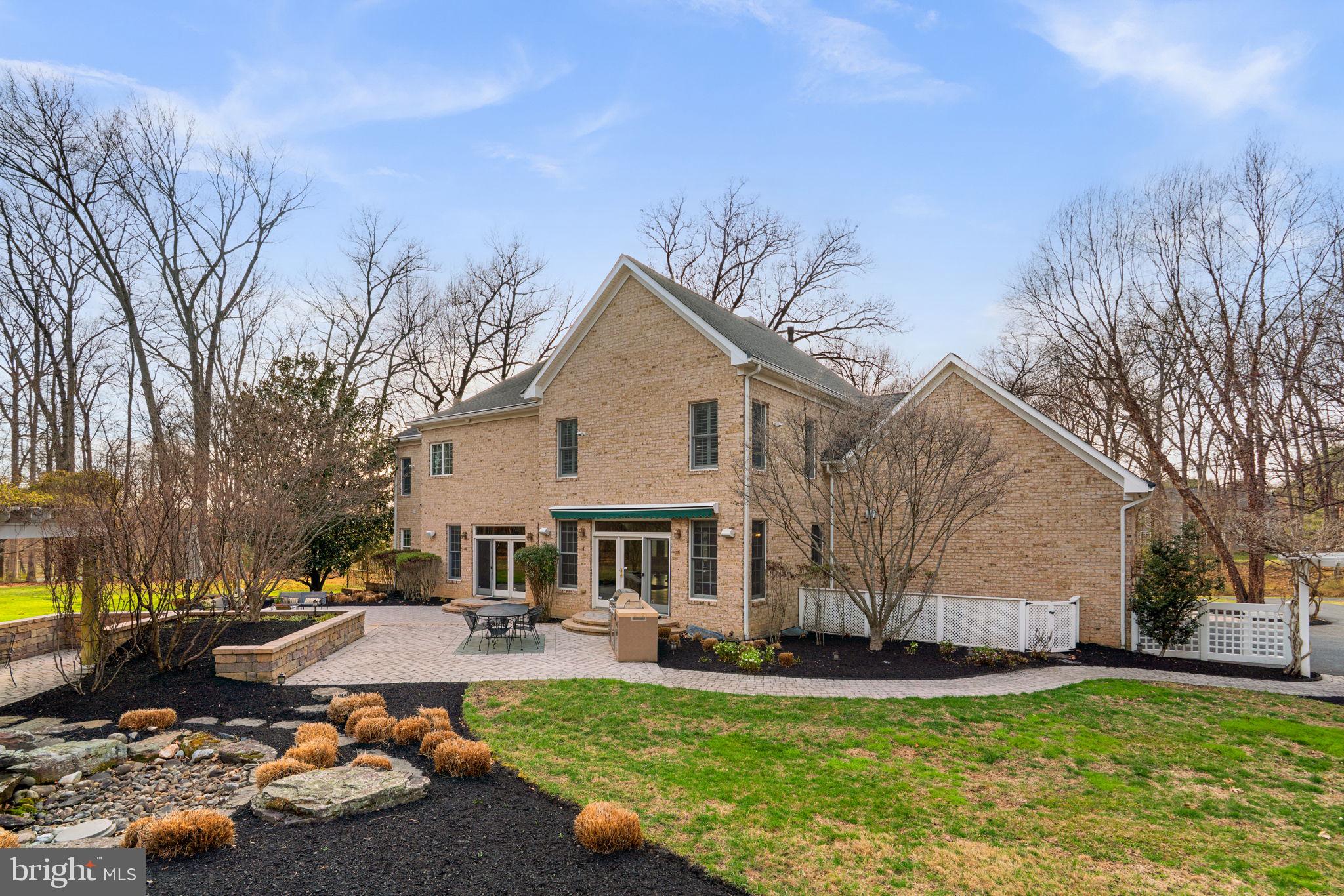 HAWKSFIELD ESTATES - Residential