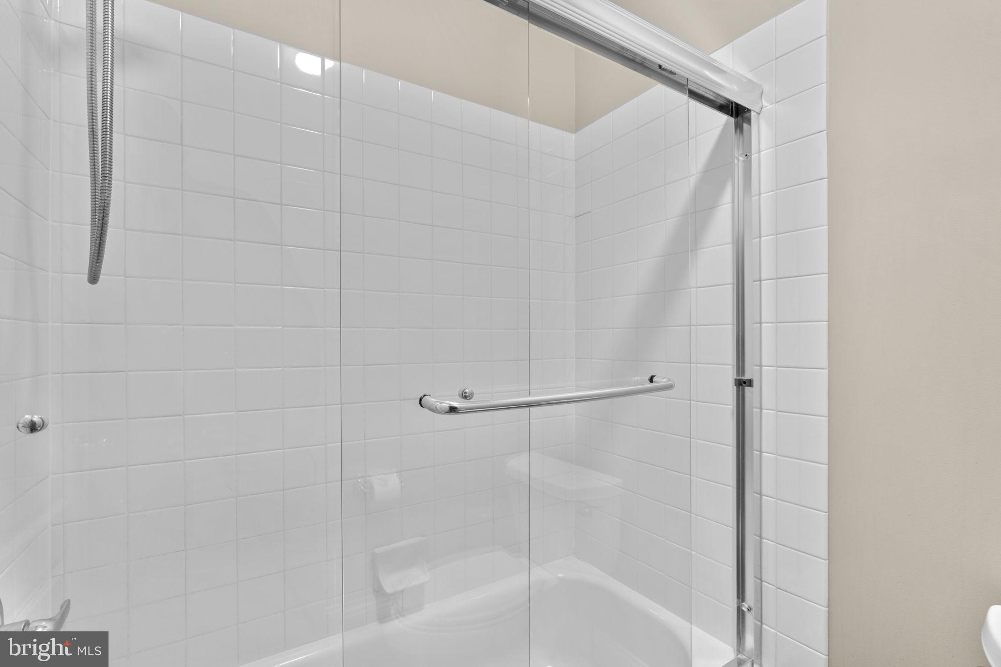 HAWKSFIELD ESTATES - Residential