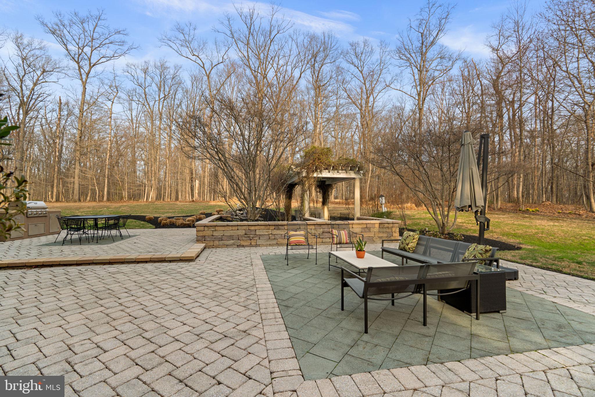 HAWKSFIELD ESTATES - Residential