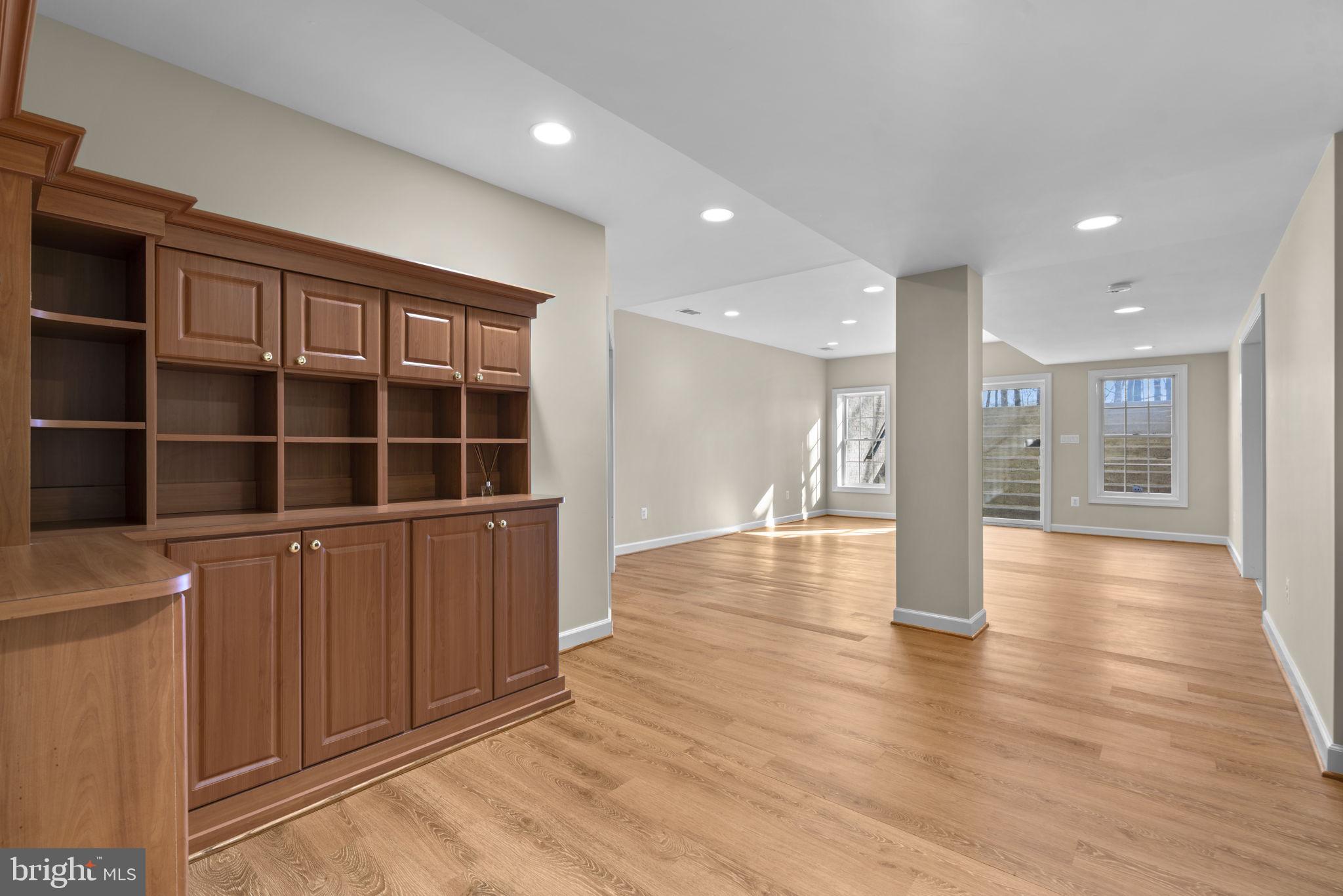 HAWKSFIELD ESTATES - Residential