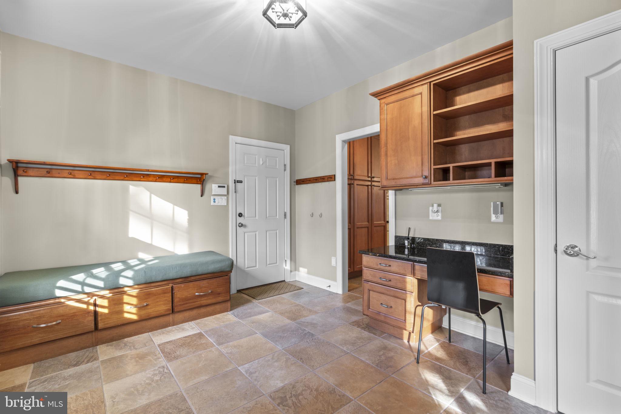 HAWKSFIELD ESTATES - Residential