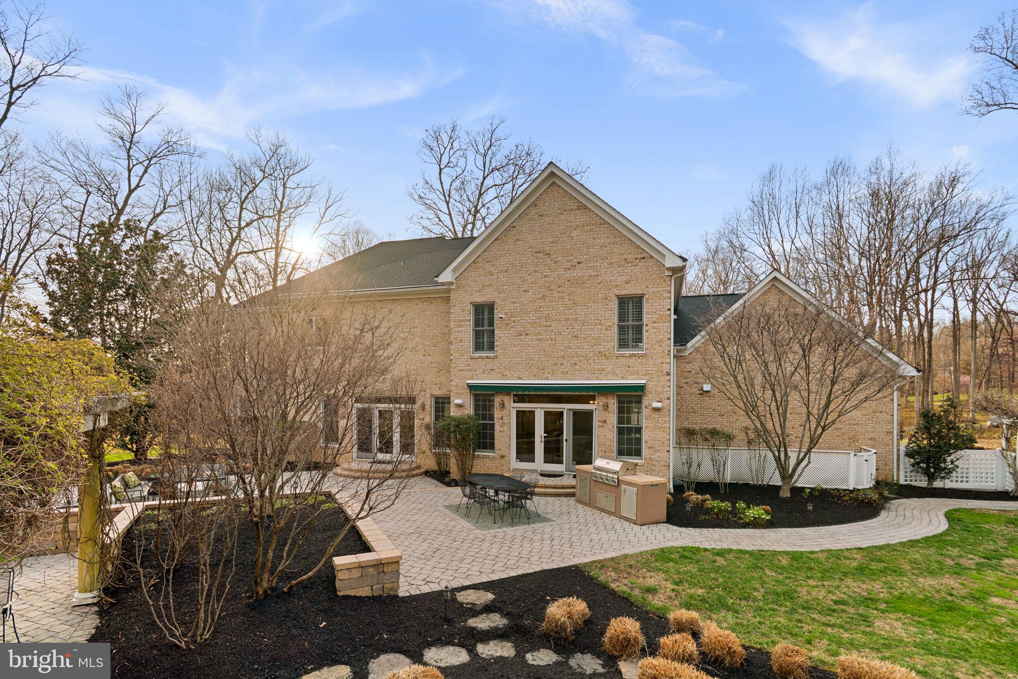 HAWKSFIELD ESTATES - Residential