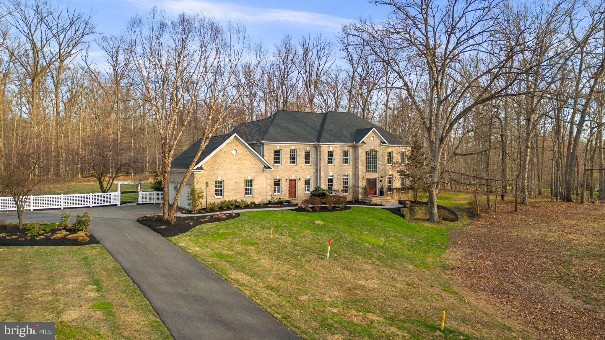 HAWKSFIELD ESTATES - Residential