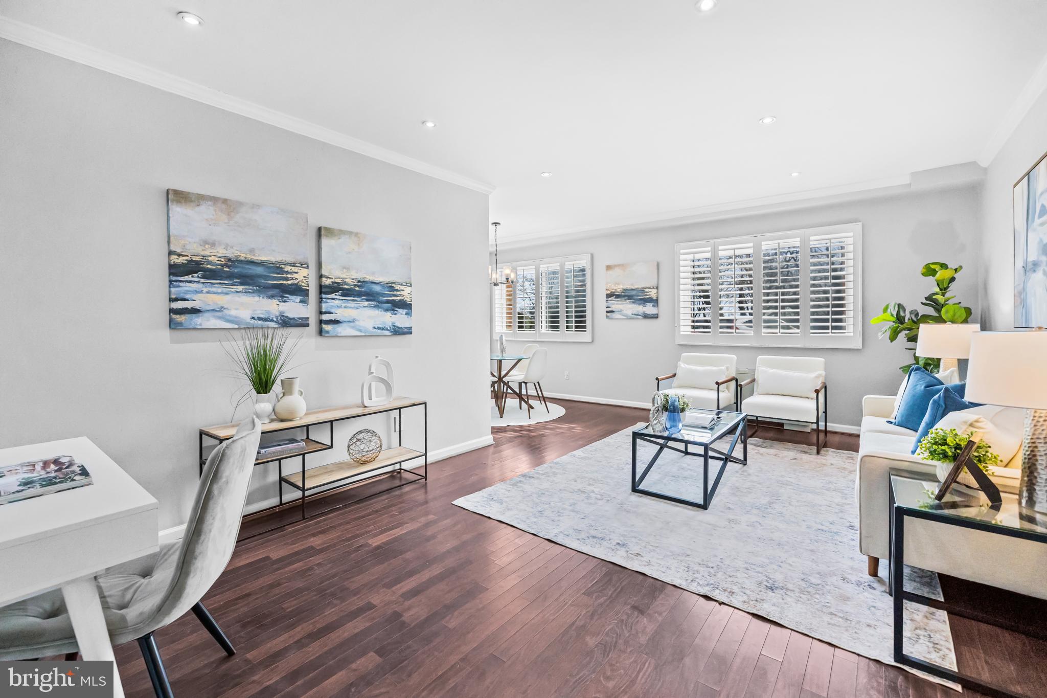 COLUMBIA KNOLL - Residential