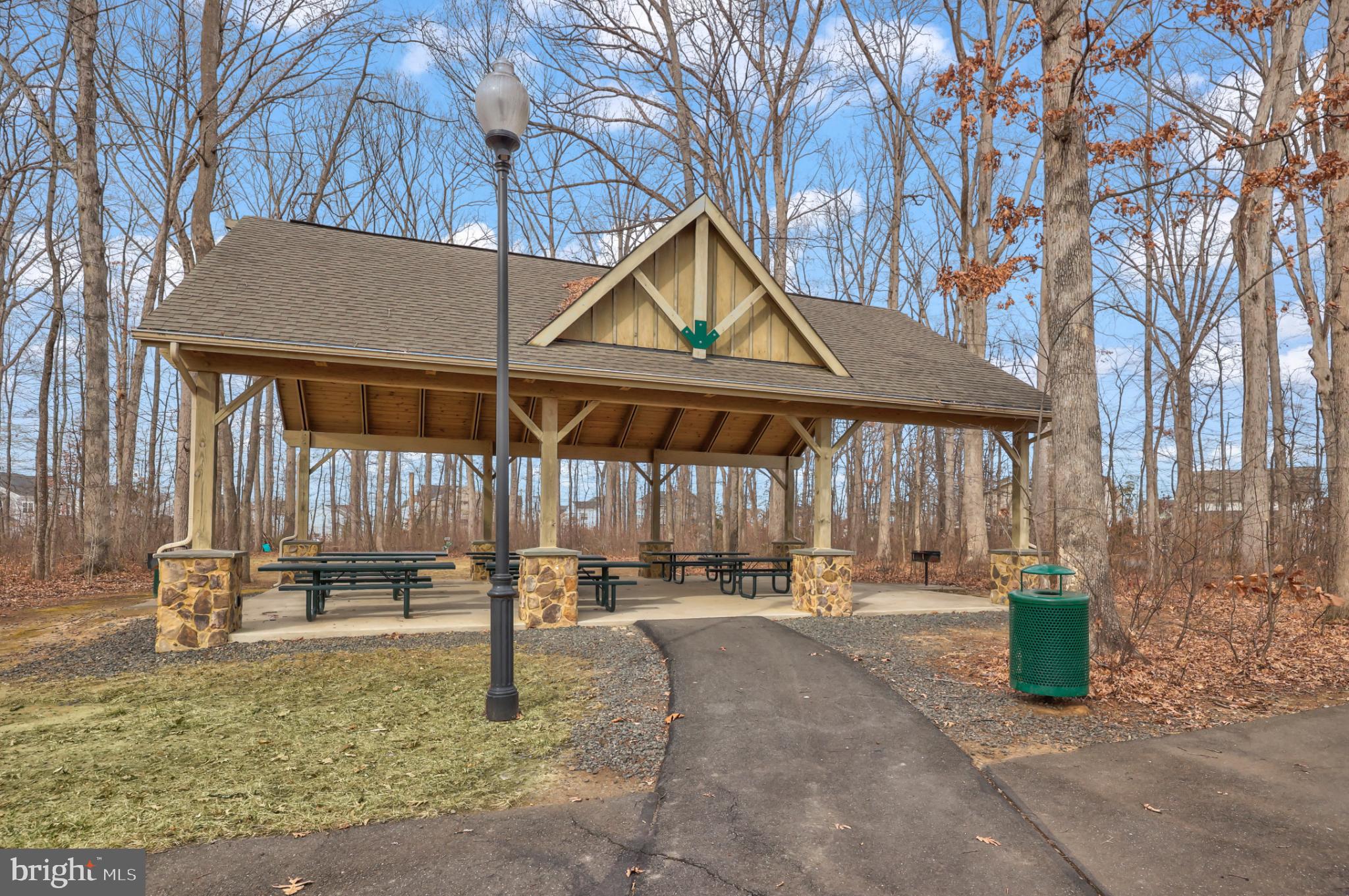 AVENDALE WOODLAND GROVE - Residential