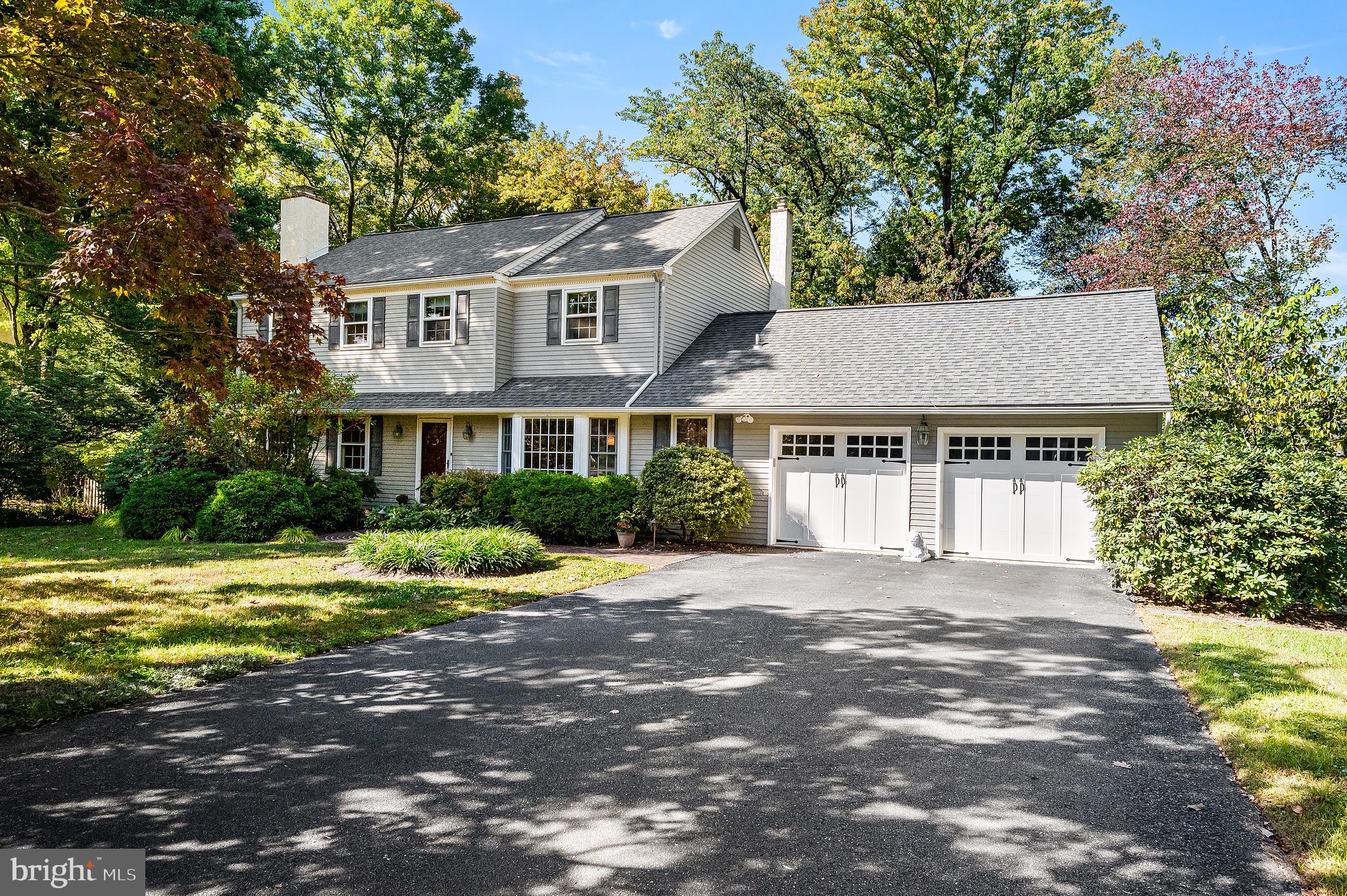 9 BRIARCREST DRIVE