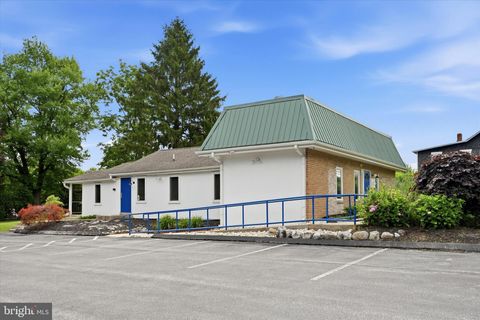 Photo of 103 Garris Road, DOWNINGTOWN, PA 19335 (MLS # PACT2128634)