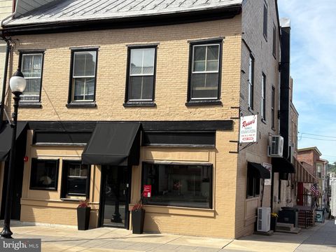 2 S 4TH STREET HAMBURG PA 19526